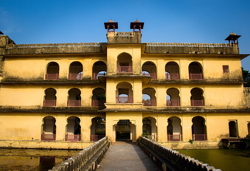 Abheda Mahal, Kota — gateway city to Mukundra Hills
